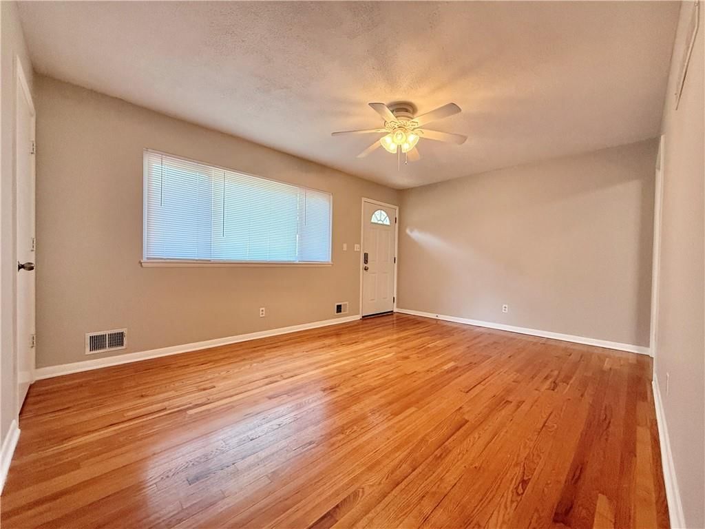 11708 E 77th Terrace — photo 3