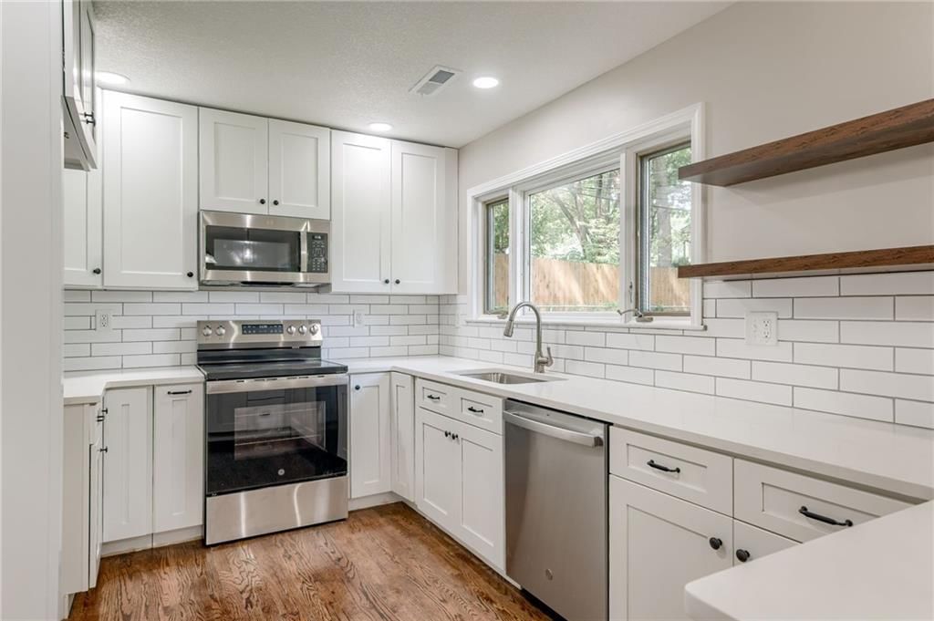 4800 W 76 Street — photo 13