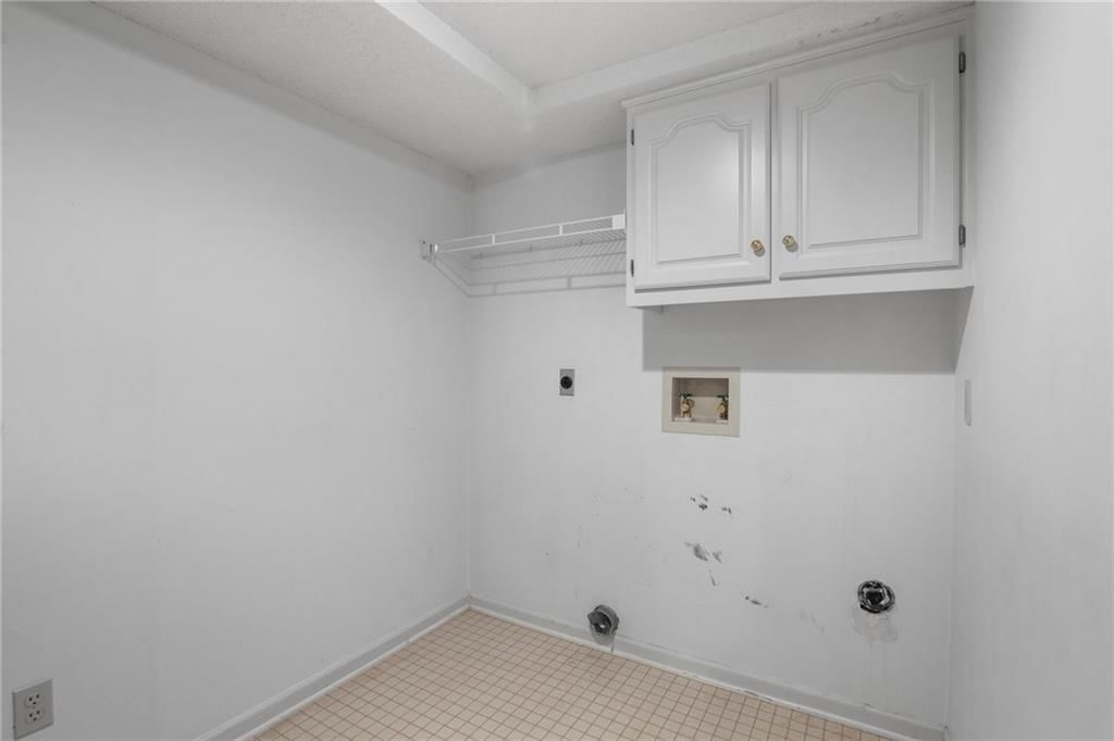 10317 Garnett Street — photo 36