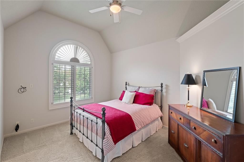 16813 Highland Ridge Drive — photo 35