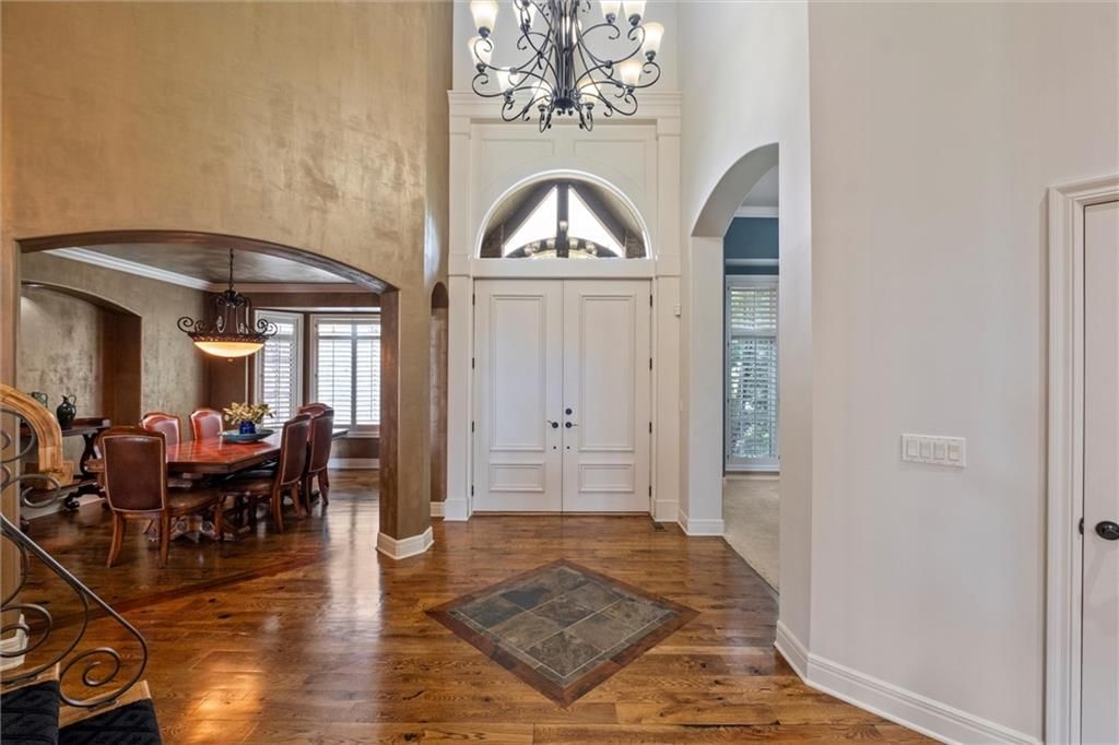 16813 Highland Ridge Drive — photo 8