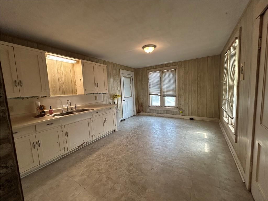 204 N McGee Street — photo 7