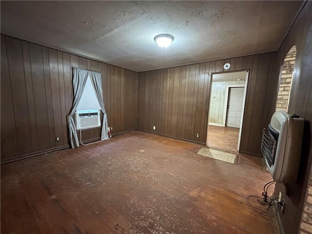 204 N McGee Street — photo 10