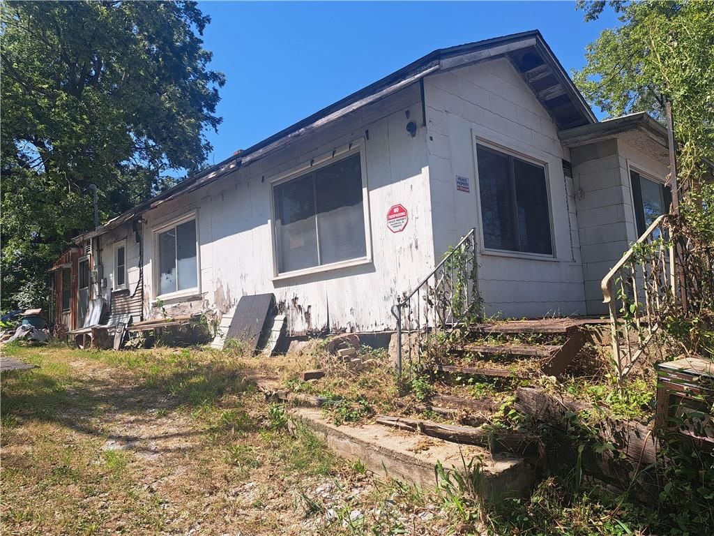 3120 Bellaire Avenue — photo 3