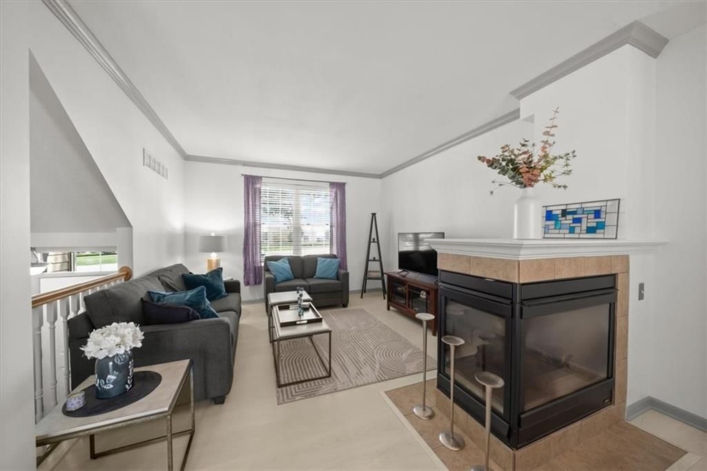 7731 W 158th Terrace — photo 3