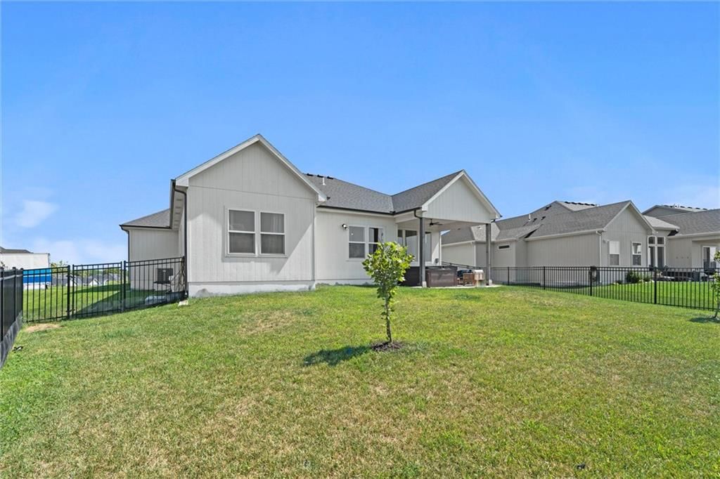 16324 Mustang Street — photo 41