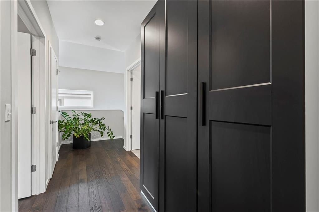 2431 Forest Avenue — photo 33