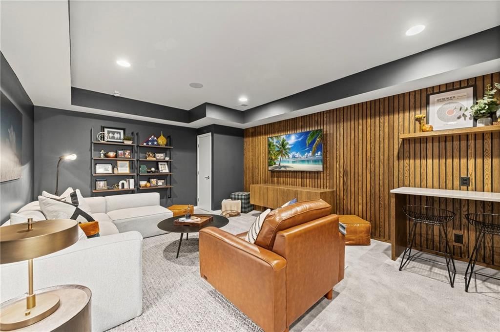 2431 Forest Avenue — photo 42