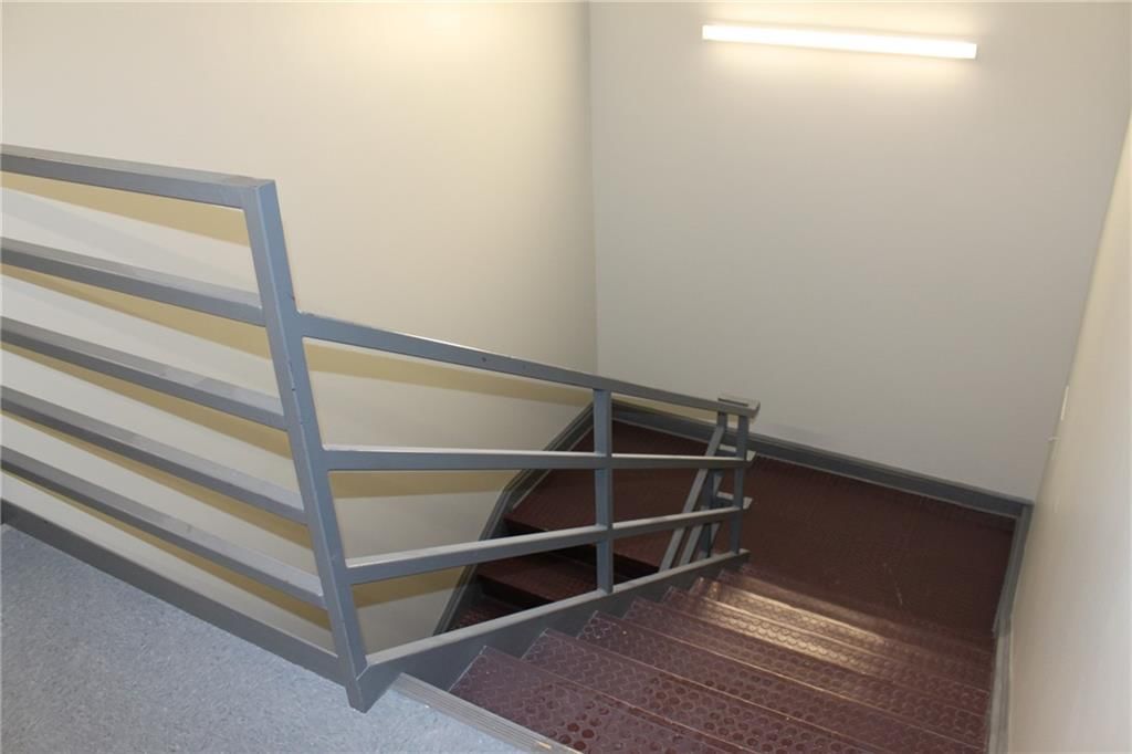 1300 NW Jefferson Court — photo 49