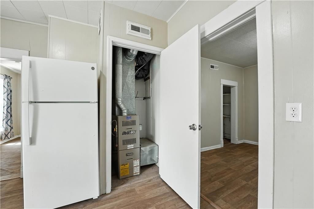 827 N Main Street — photo 17