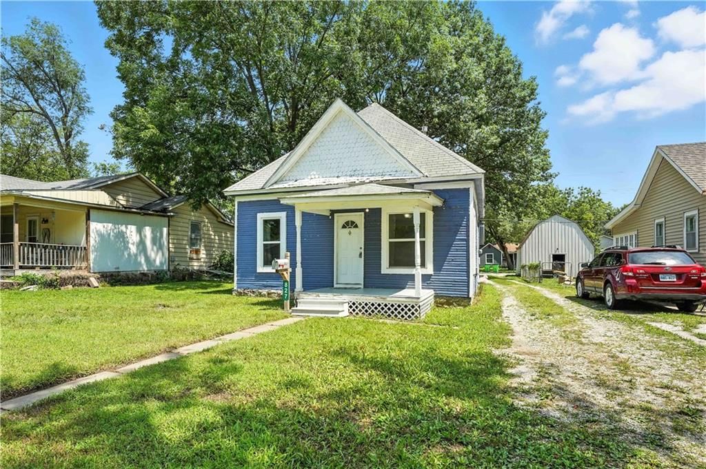 827 N Main Street — photo 3