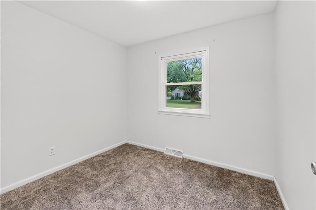 514 NW Ward Road — photo 13