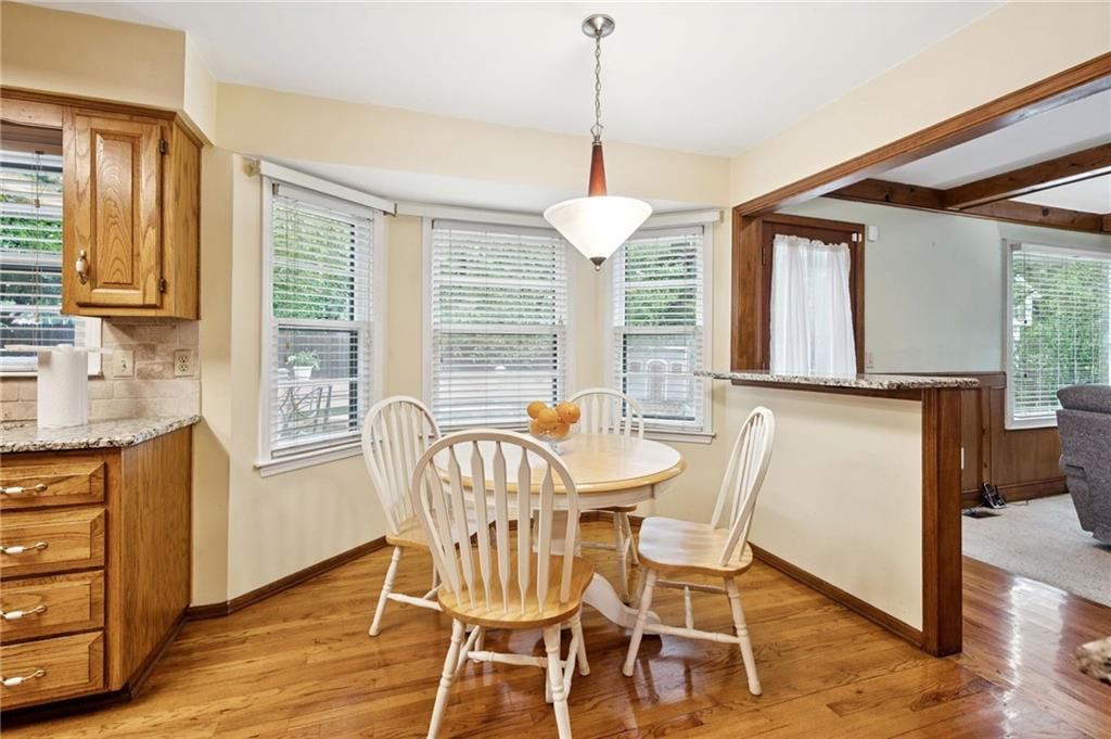 8614 Oakview Drive — photo 11
