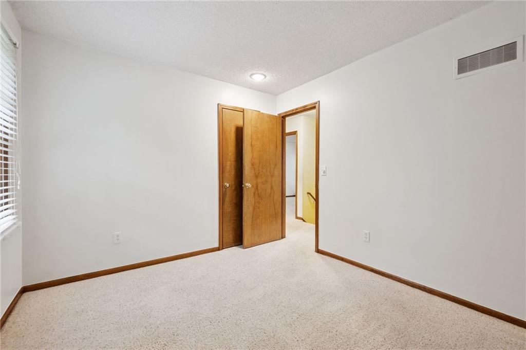 8614 Oakview Drive — photo 23