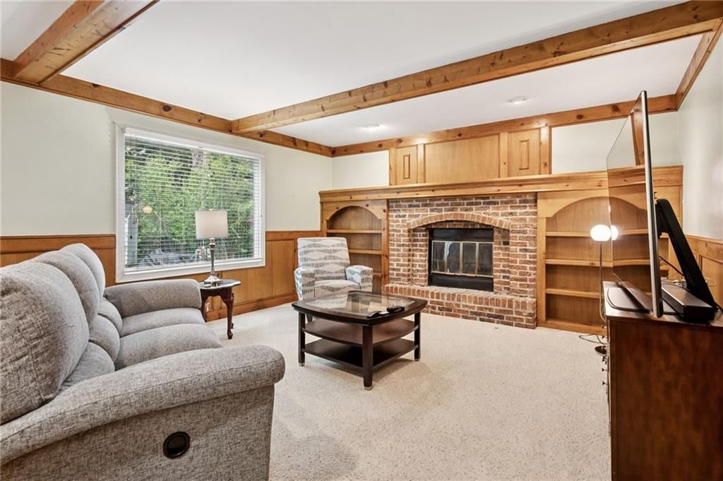8614 Oakview Drive — photo 7
