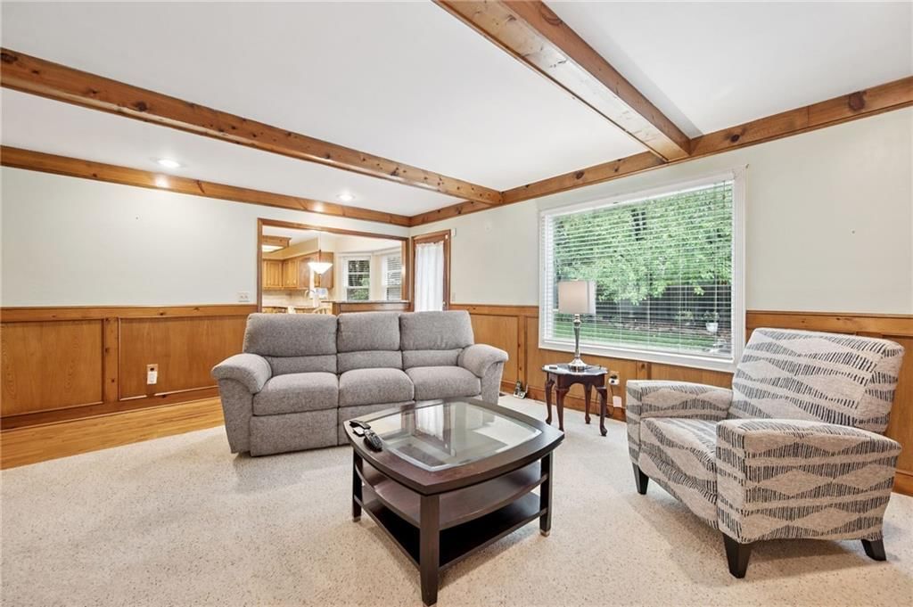 8614 Oakview Drive — photo 9
