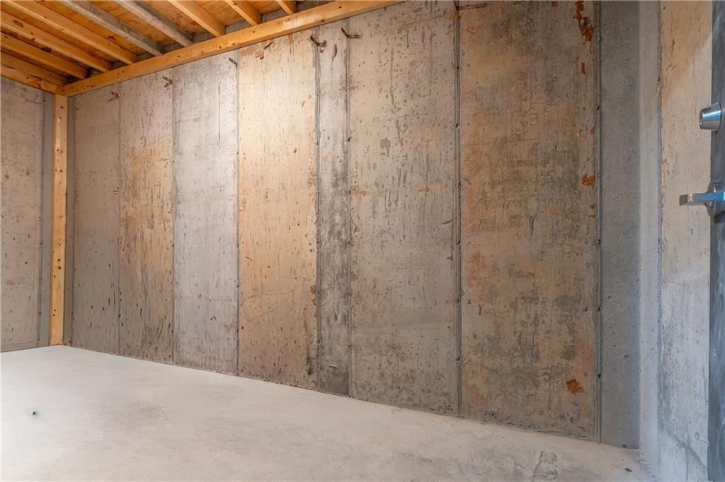 1115 S Cedar Street — photo 21