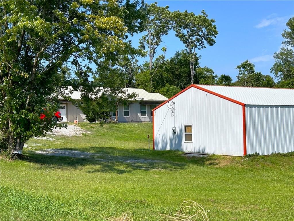 1115 S Cedar Street — photo 30