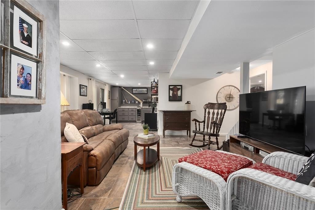 622 NE Fairington Court — photo 34