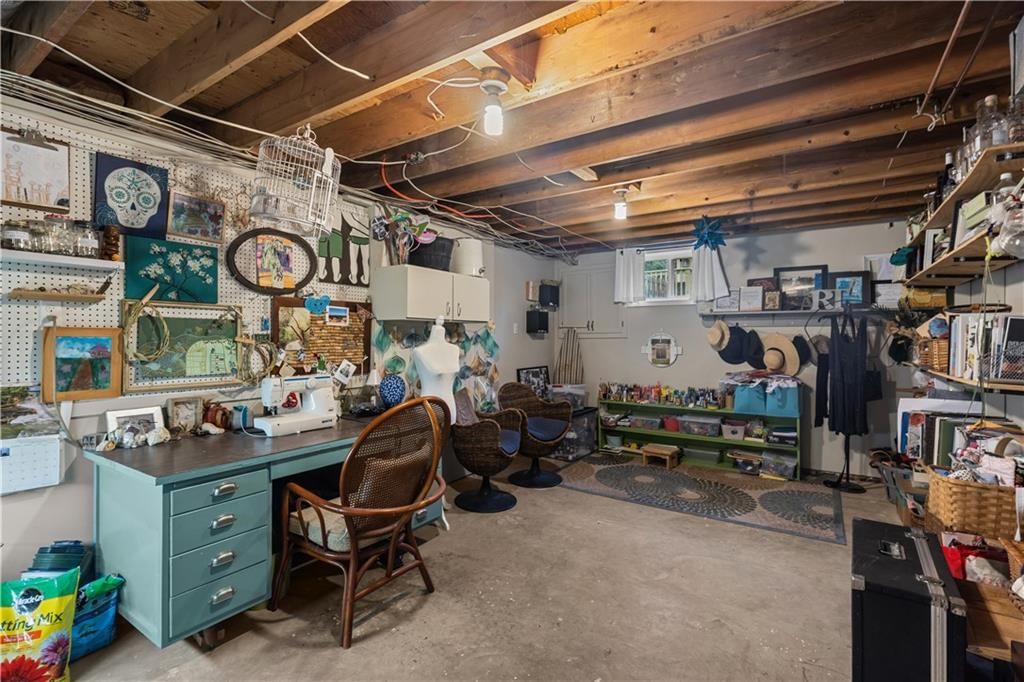 7010 N WHEATON Avenue — photo 27