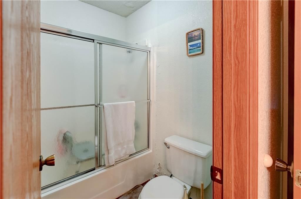 231 SW Pinetree Lane — photo 8