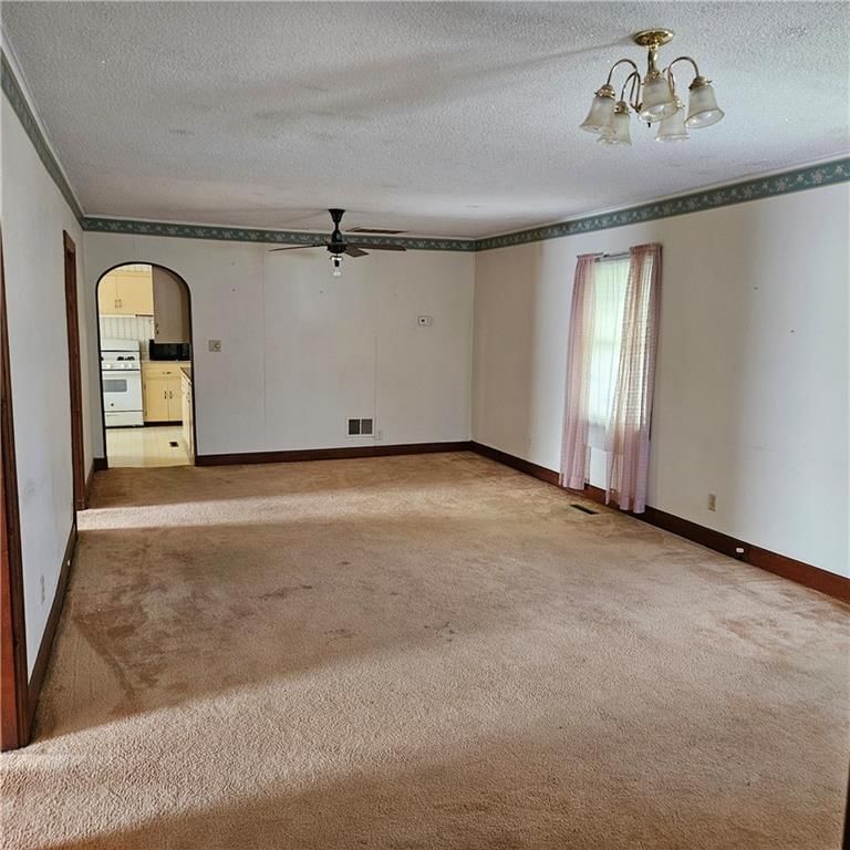 524 E Washington Street — photo 9