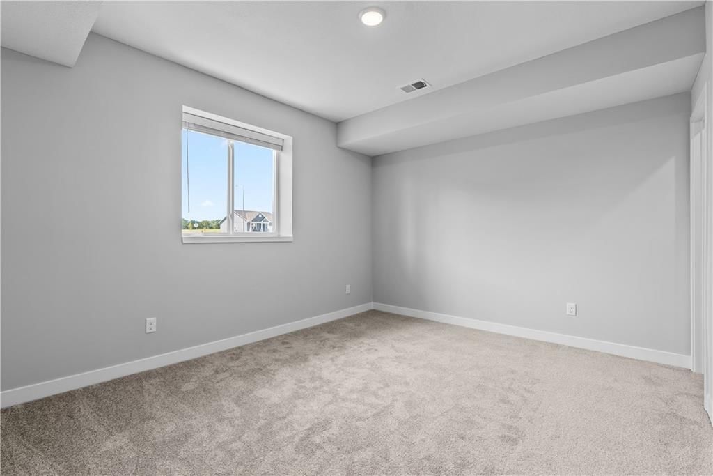 404 SW Hawthorne Lane — photo 35