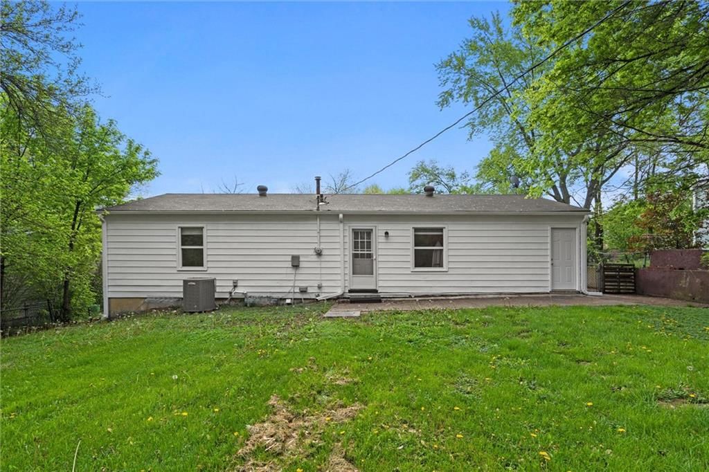 15016 Fuller Street — photo 23