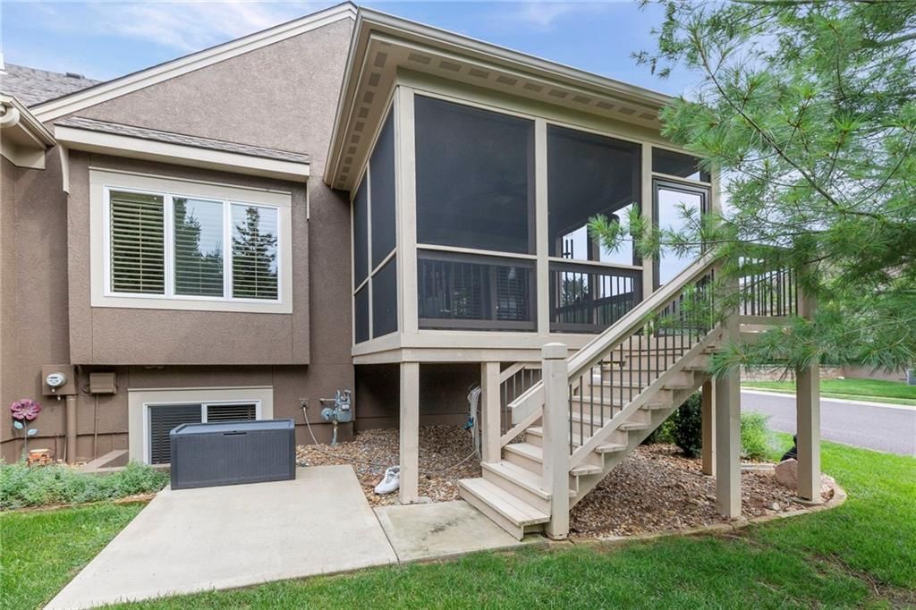 15686 Lowell Lane — photo 3