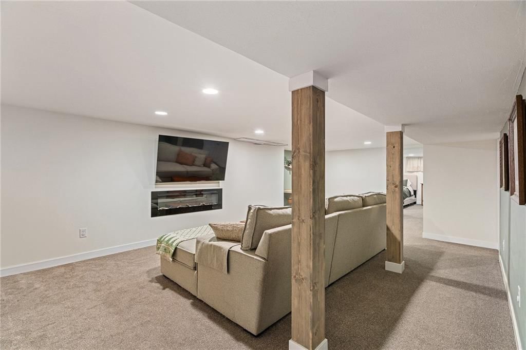 2424 1st Street Terrace — photo 31