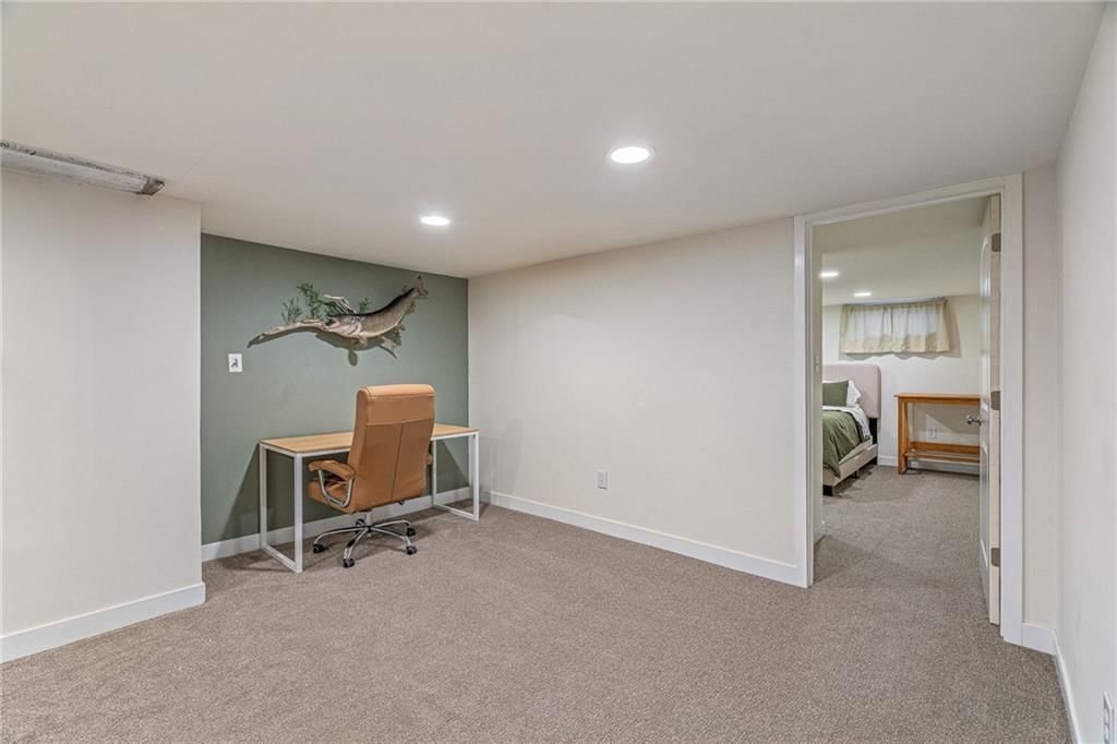 2424 1st Street Terrace — photo 32