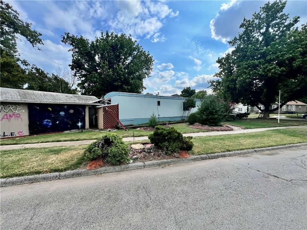 1328 N 8 Street — photo 5