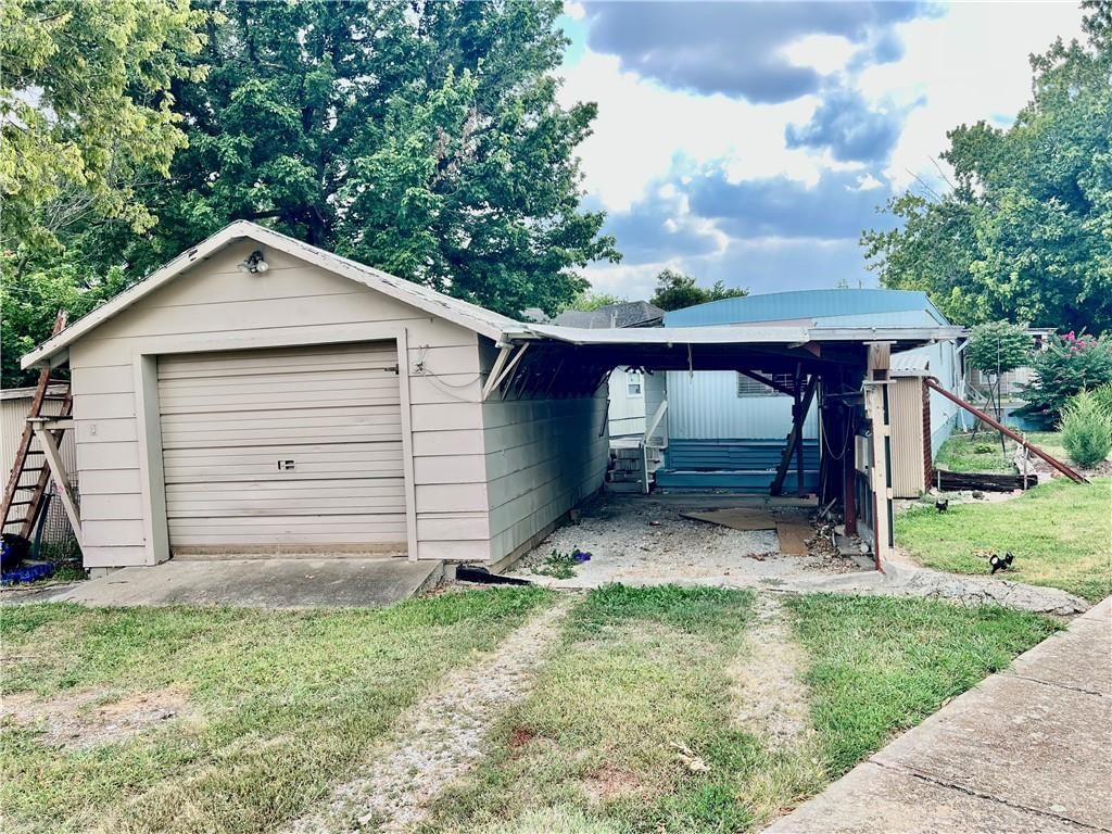 1328 N 8 Street — photo 6