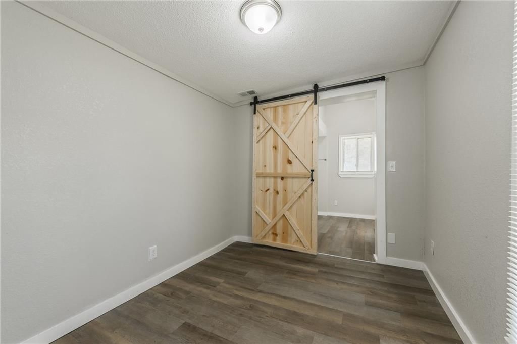 603 Center Street — photo 20