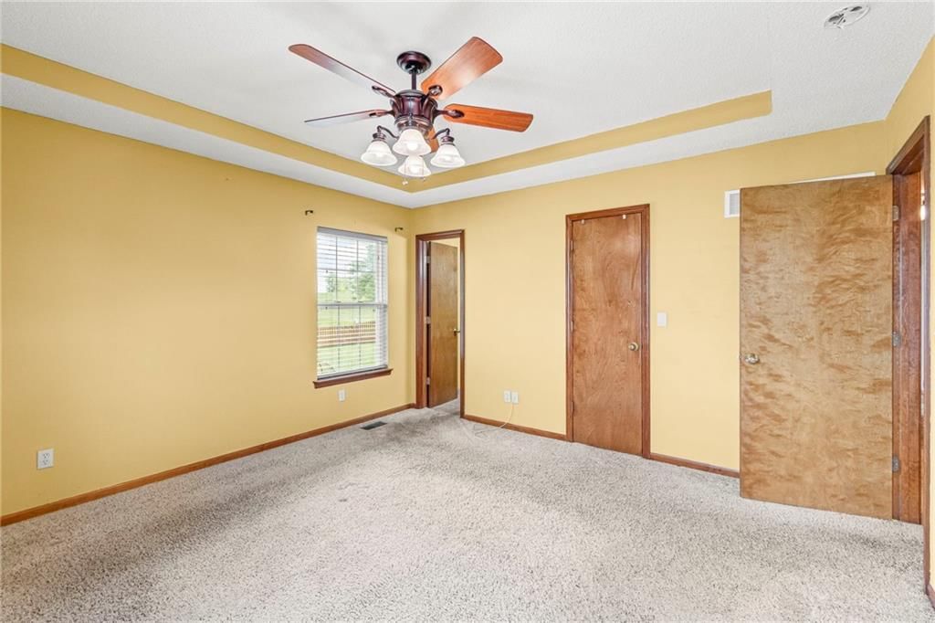 904 W 8th Street — photo 12
