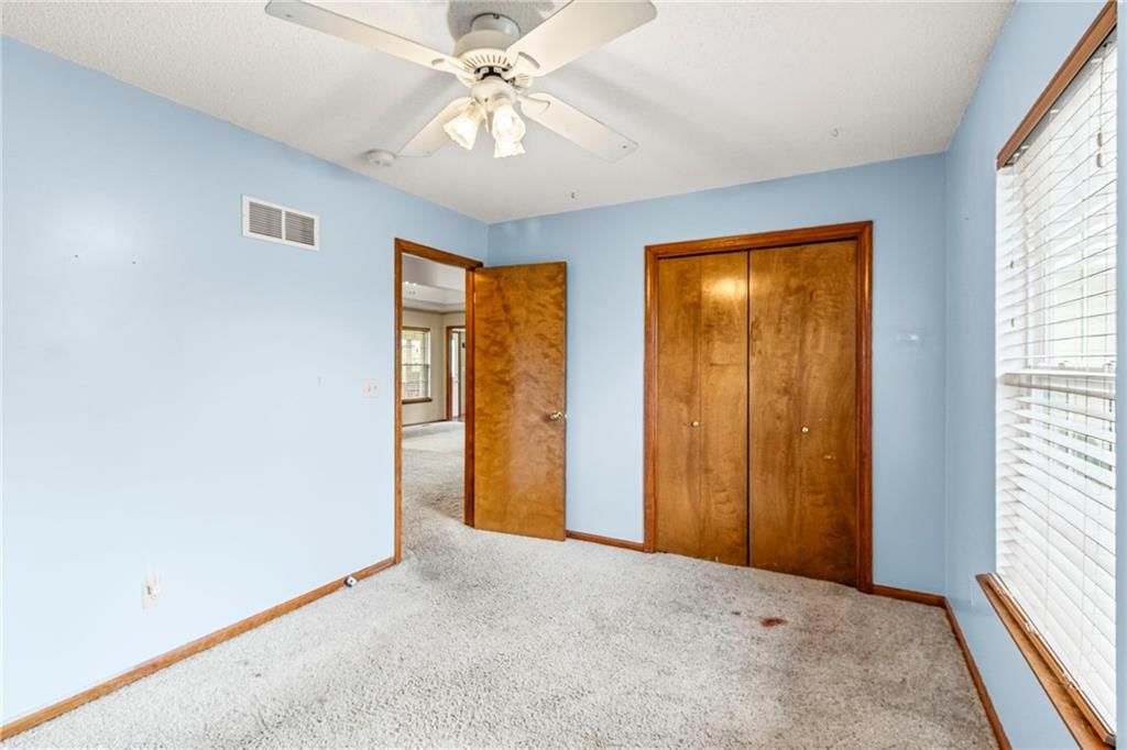 904 W 8th Street — photo 18