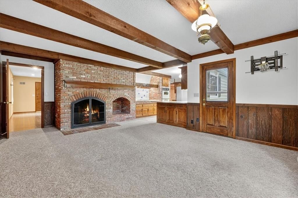 8330 Connell Street — photo 16
