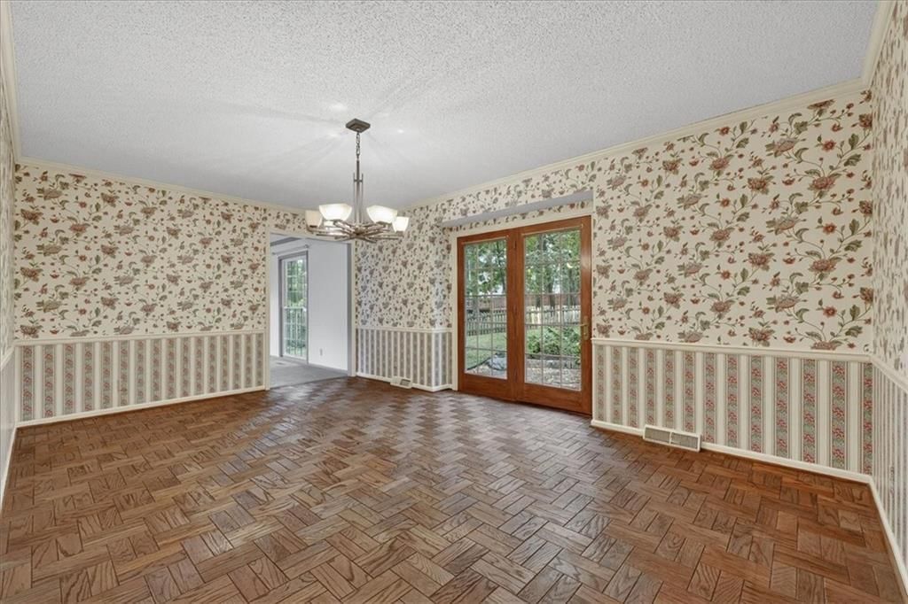8330 Connell Street — photo 25