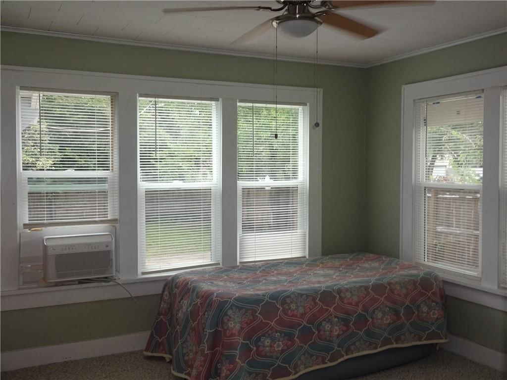 1104 W Myrtle Street — photo 15