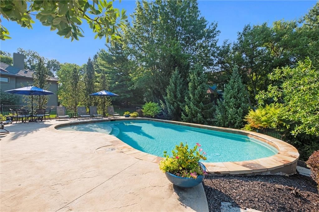 13133 Outlook Street — photo 10