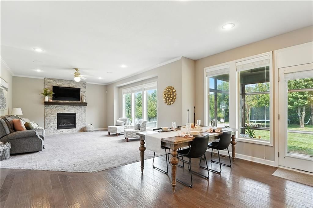 Photo 15 of 52 - 1619 Grandshire Drive