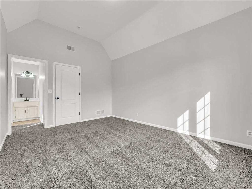 2150 Red Oak Lane — photo 21