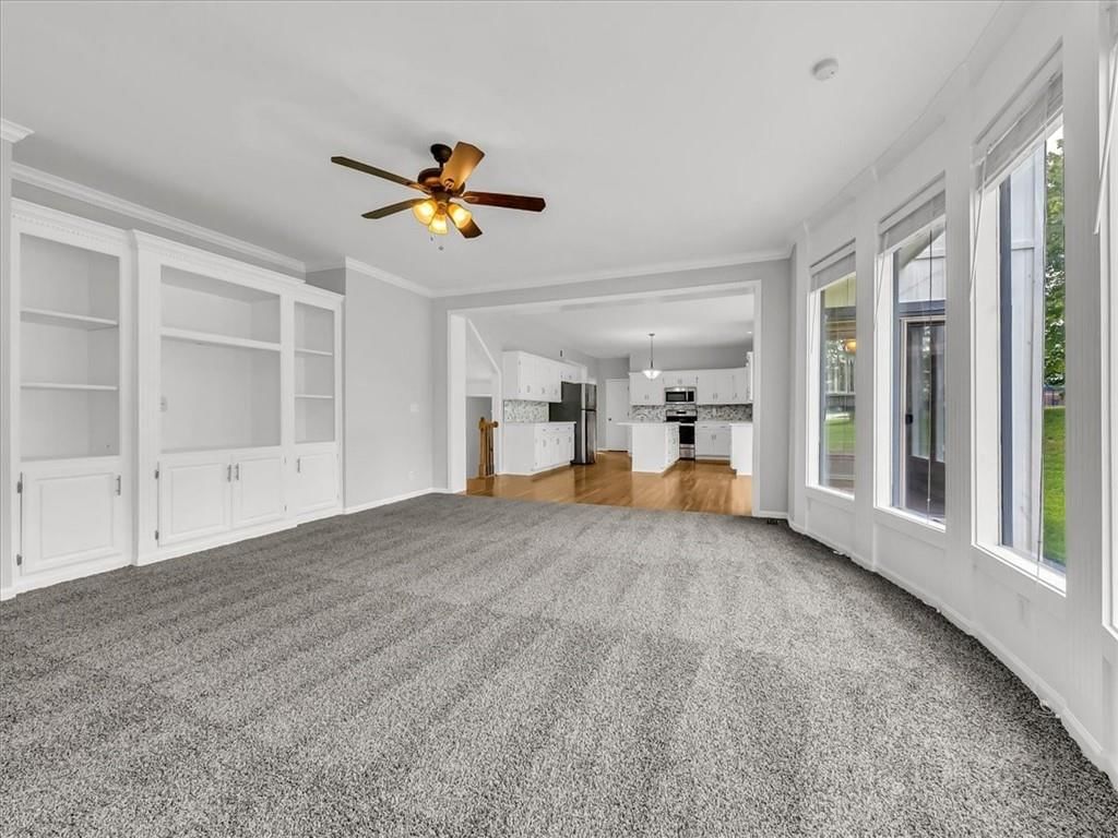 2150 Red Oak Lane — photo 9