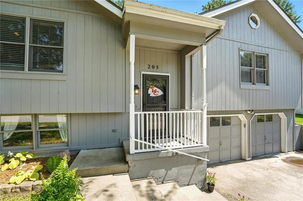 205 RICHFIELD Court — photo 2
