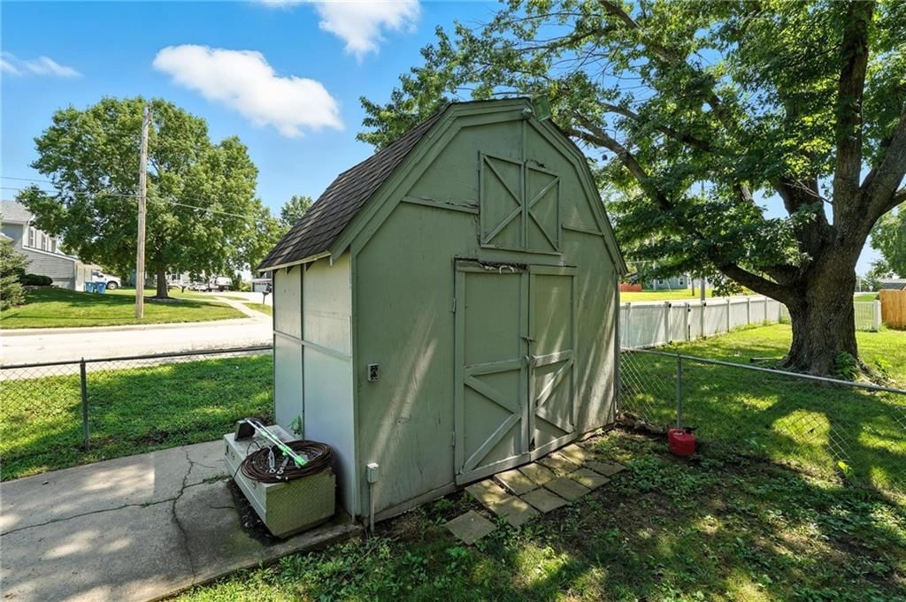 205 RICHFIELD Court — photo 26