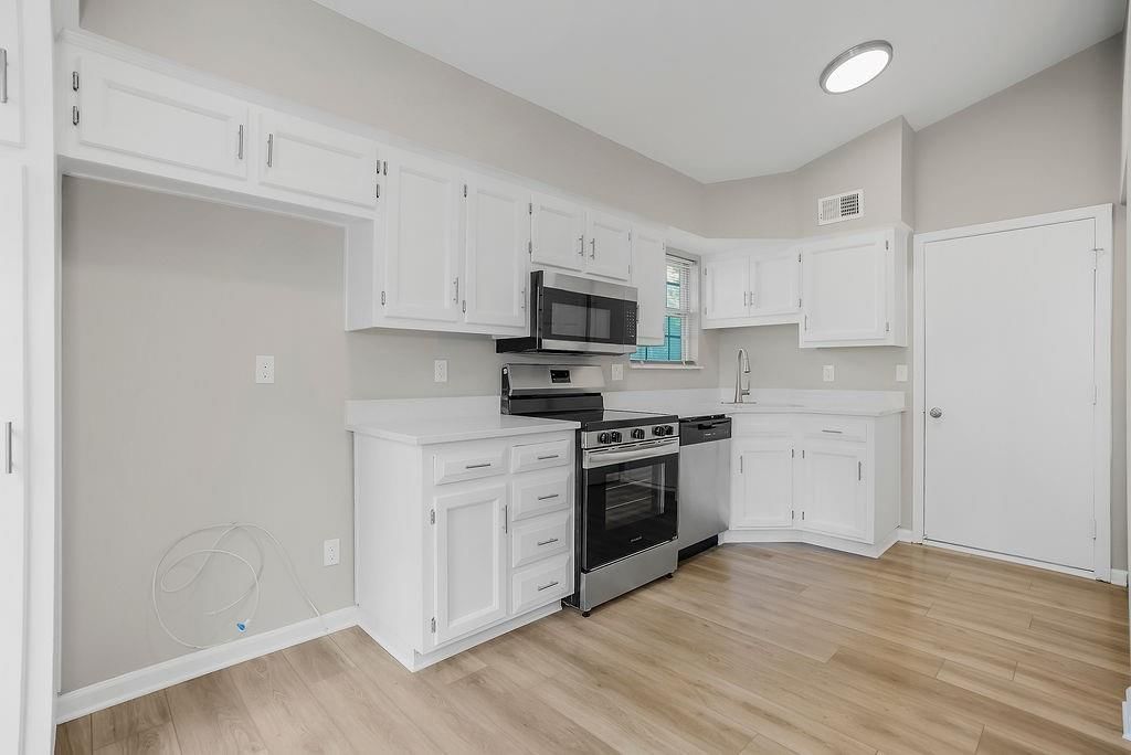 16201 W 131st Terrace — photo 7