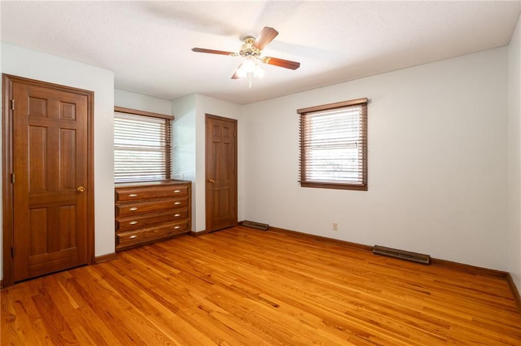 8831 Ford Avenue — photo 26