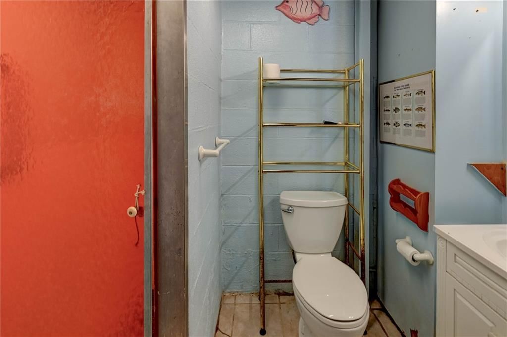 5300 Hardy Avenue — photo 34