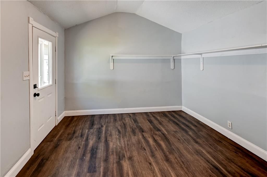304 N JUNE Street — photo 22