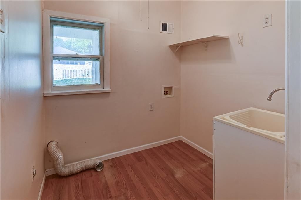 304 N JUNE Street — photo 23